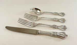 Towle Old Colonial Sterling Silver 4 Piece Place Setting - No Monogram - Picture 1 of 3