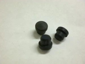 *1EA OEM RUBBER, TENSIONER (MAN ADJUST) ATC90 ATC110 ATC125 14561-096-000 (264Y) - Picture 1 of 1