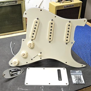 2014 Fender USA Strat LOADED PICKGUARD Custom Shop Fat 50's Pickups Guitar - Picture 1 of 18
