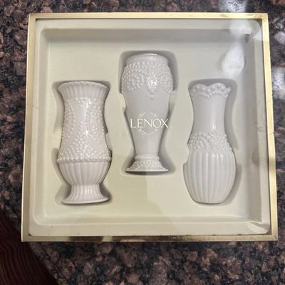 Lenox Juego de 3 Jarrones con Cuentas Porcelana Borde Dorado 5 Pulgadas 6421283 Sellado Foto 1 de 2