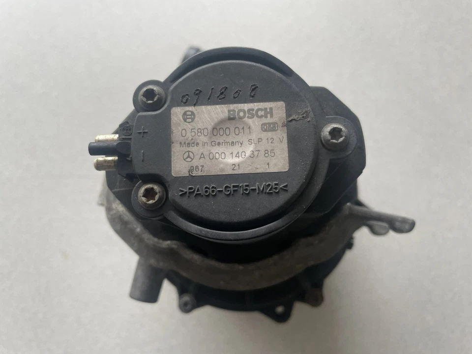 Mercedes-Benz ML320 1998-2003 ~ BOMBA DE AIRE SMOG ~ A0001403785 ~ PIEZA OEM Foto 1 de 4