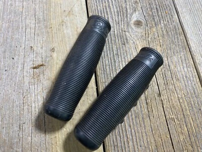 老式古董自行车握把老式哥伦比亚握把NOS 7/8 HANDLEBARS美国 — 第 1/4 张图片