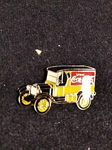 PIN COCA COLA VEHICLE OLD CAR BLACK & YELLOW #3 - Picture 1 of 1