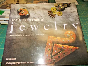 BOOK-"THE ART AND CRAFT OF JEWELRY" - JANET FITCH-PRACTICAL GUIDE TO HIGH STYLE - Picture 1 of 4