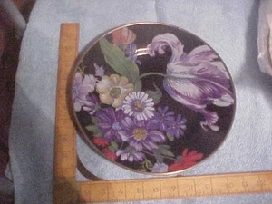 MacKenzie Childs Black Flower Market Enamel Dinner Plate 10 inch Excellent - Picture 1 of 3