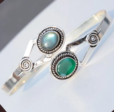 Bracciale in argento sterling 925 con pietre preziose in onice verde e... - Immagine 1 di 4