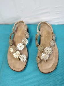 Annie comfort Women's Open Toe Sandals Flats Floral Brown Tan Size 8M - Picture 1 of 14