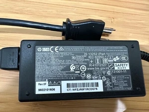 Adaptador de CA HP modelo #TPC-LA58 65W 19,5 V 3,33A fuente de alimentación fabricante de equipos originales con cable de alimentación - Imagen 1 de 3