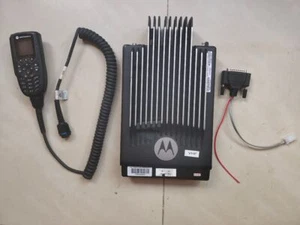 Motorola XTL5000 Car Platform Set VHF 100W TIB Panel/O3 Handset/Horn Cable - Afbeelding 1 van 10