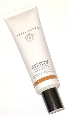 Bobbi Brown Vitamin Enriched Skin Tint SPF15 50ml Golden 1 - Bild 1 von 3