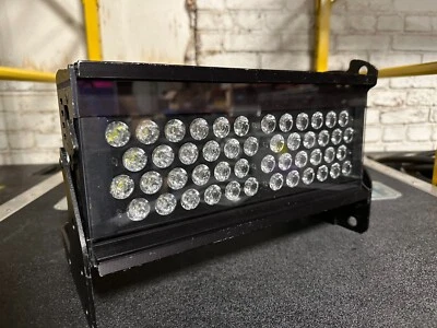 Chroma Q STUDIO FORCE D12 6100K - Image 1 of 4