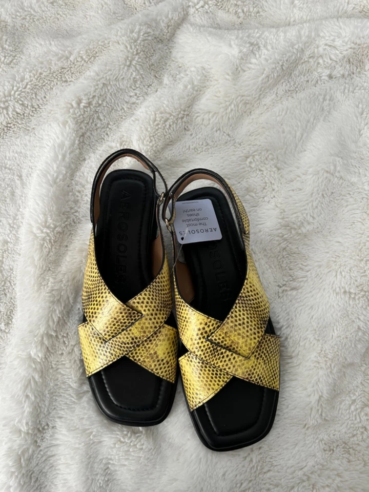 NWT Aerosoles Women's Size 9.5 Yellow and Black Flat Sandals - Image 1 of 4