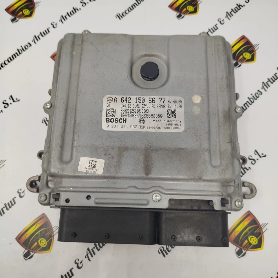 Centralina Del Motore MERCEDES-BENZ CLASSE R W251 0281013952 A6421506677 - Immagine 1 di 2