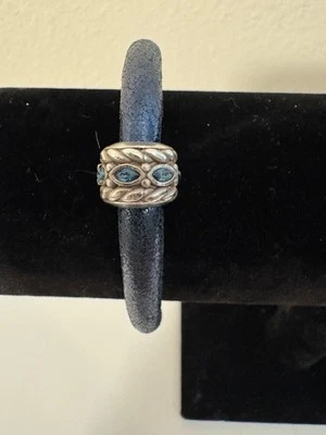 BRIGHTON WOODSTOCK NAVY SPARKING BRACKLET WITH BEAD RETAILED FOR $42 NOT W/BEAD - Image 1 of 4