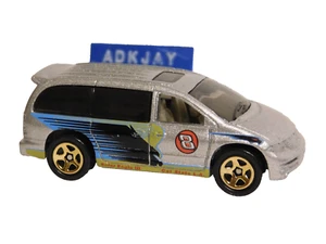 Hot Wheels Dodge Caravan w/Tinted Windows, Silver Base & Gold Chrome 5SP Wheels - Picture 1 of 3
