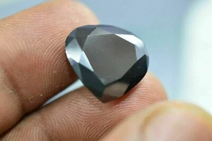 Certified 8-9 Ct. heart cut Loose Black Diamond for jewelry - Picture 1 of 3