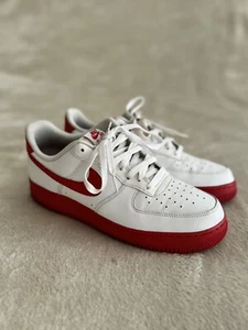 Nike Air Force 1 Retro Low Mens Size 10 White University Red Midsole CK7663-102 - Picture 1 of 6