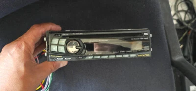 Autoradio CD Receiver ALPINE CDE-7860R top Zustand - Bild 1 von 4