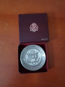 Medal pewter decorative collectibles Paperweight - Picture 1 of 4