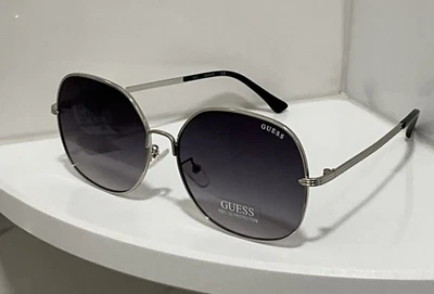 Gafas de sol para mujer Guess GF0385 10B mariposa tono plateado metal degradado a humo Foto 1 de 4
