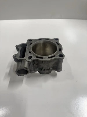 2004 - 2008 CRF250R Cylinder, Needs Re-plate - Image 1 of 3