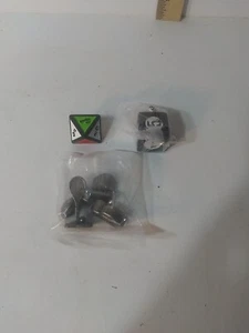 ESPN Sports Scene It?l Board Game Replacement Tokens Game Pieces and Dice - Picture 1 of 2
