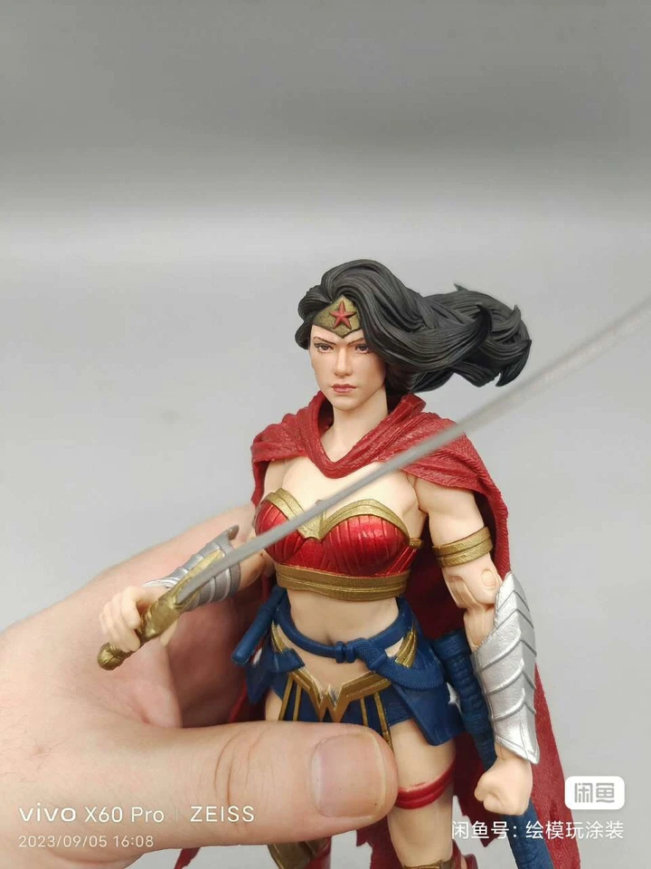 Cabeza de niña Wonder Woman pintada 1:12 esculpida para figura de acción femenina de 6" juguete corporal Foto 1 de 4