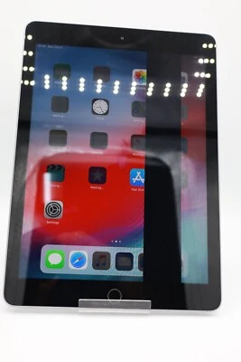 Apple iPad 6.Gen 2018 32GB WiFi  Wi-Fi Space Grau LCD-Schaden A1893 M1064 - Bild 1 von 4