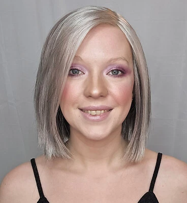 Peluca KAI de RENE OF PARIS, *¡LIQUIDACIÓN!* Piedra plateada, frente de encaje + pieza mono Foto 1 de 4