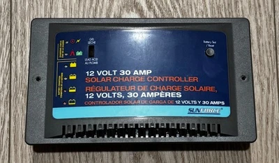 Controlador de carga solar Sunforce 60022 30 amperios 12 voltios, carga automática de batería Foto 1 de 2