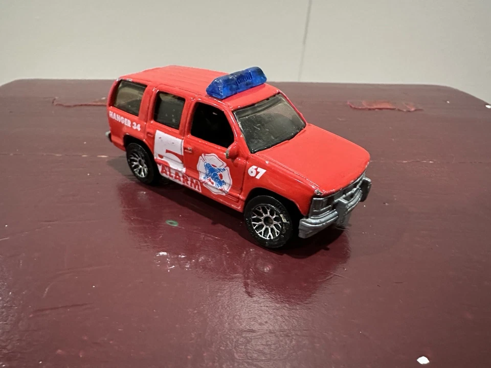 Matchbox 1997 ALARM 5 Chevy Tahoe - Image 1 of 1