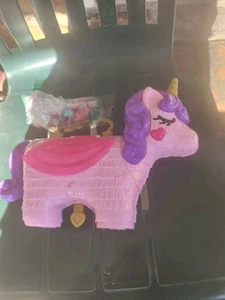 Polly Pocket Einhorn mit Flügeln und Zubehör - Bild 1 von 9