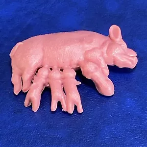 Vintage Kunststoff Mama Schwein Sau und Baby Ferkel Pflege Farm Figur - Bild 1 von 9