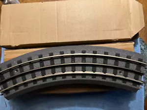 MTH RailKing RealTrax Track, 031" Solid Brass, New, Complete Loop, Eight Pieces - Picture 1 of 1