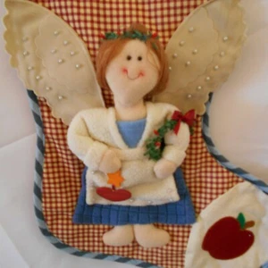  ANGEL Christmas APPLIQUE 19" Stocking by Santarts co. Limited Gingham Wreath - Picture 1 of 12