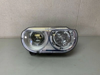 Faro derecho pasajero Dodge Challenger 2009 2010 2011 2012 2013 2014  Foto 1 de 4