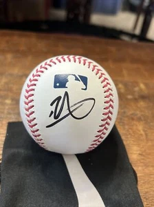 Blake Griffin Signed Baseball JSA Coa Clippers Basketball Autographed - Picture 1 of 4