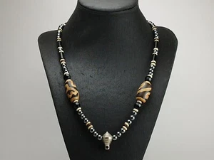 Collane rotonde nere ematite DZI perline agata fili con perline assortite - Foto 1 di 23