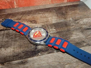 SUPERMAN DC COMICS WRISTWATCH new battery - Picture 1 of 7