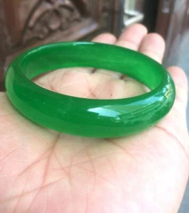 Pulsera Brazalete Natural 65-66mm Cuarcita Verde Jade Jadeíta + Certificado - Imagen 1 de 6