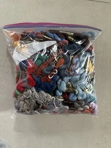 Vintage Cross Stitch Embroidery Threads, Ziploc Bag Full - Picture 1 of 2