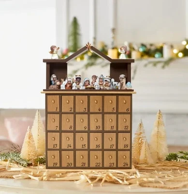 Prԑcious Momԑnts Countdown To Christmas - Advent Calendar 181402 Brand New! - Image 1 of 4