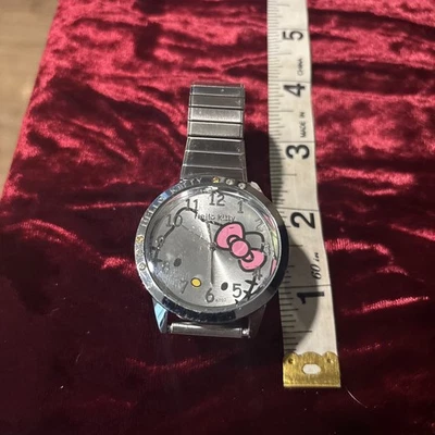 hello kitty watch women Untested - Image 1 of 4