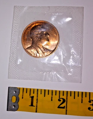 Uncirculated President Franklin Delano Roosevelt Commemorative Coin - Image 1 of 2