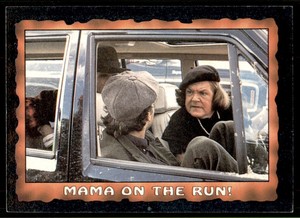 1985 Topps THE GOONIES MAMA ON THE RUN! #11