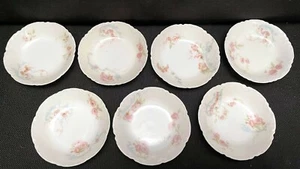 Rosa Rosa y Azul Pergamino/Guirnalda Haviland Limoges Francia Schleiger Butter Pat ~ 7 - Imagen 1 de 4