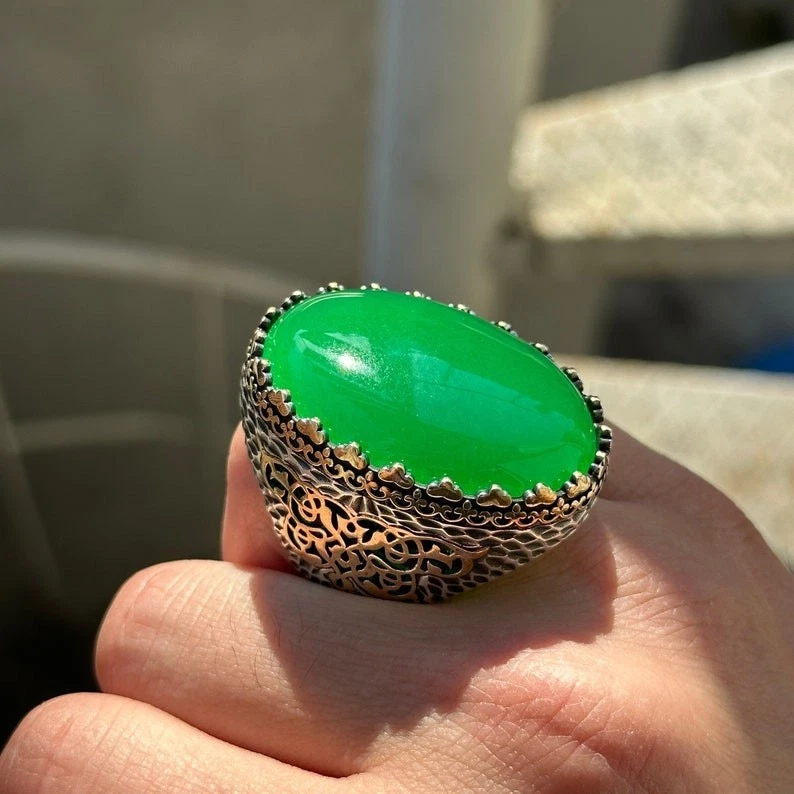 Anillo grande de plata de jade verde estilo otomano anillo de ley turco hecho a mano Foto 1 de 4