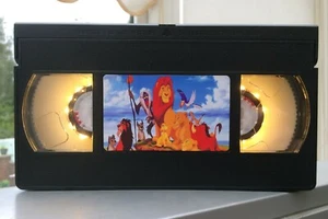 Disney Lion King Retro VHS Night Light, Desk Lamp, Led, Bedroom Lamp, TV, Kids - Picture 1 of 12