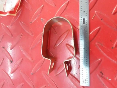 11802159000 MITSUBISHI SATOH CATERPILLAR HOSE CLAMP FITTING BRACKET A8 - Image 1 of 3