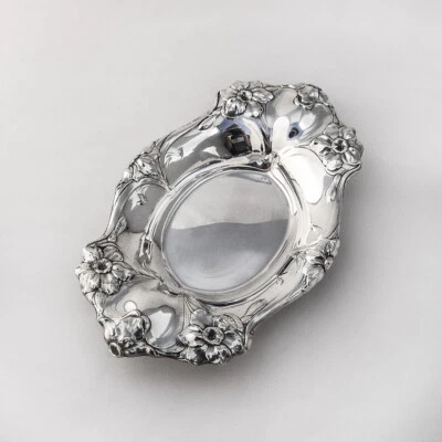 Reed Barton Les Cinq Fleurs Narcissus Bon Bon Bowl 纯银 1948 年 DateMark — 第 1/4 张图片